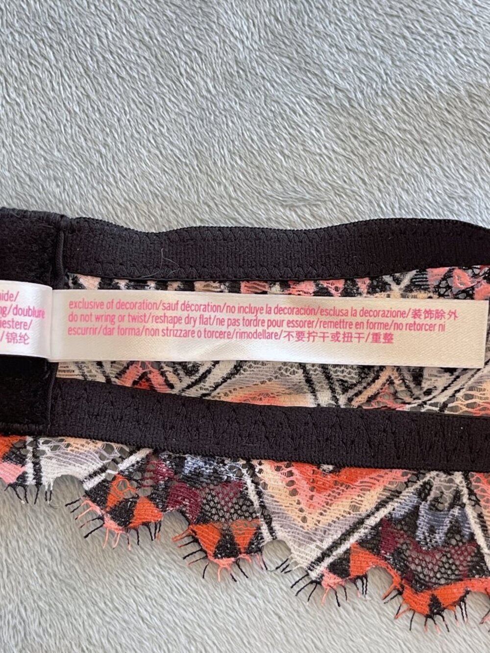 New Victoria's Secret PINK Lace Halter Bralette Bra Geometric Aztec Medium - Picture 11 of 11